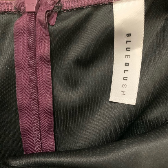 BLUEBLUSH Stunning metallic dress, assymetrical - Picture 7 of 11